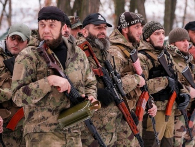 Три батальона чеченцев воюет на Донбассе на украинской стороне