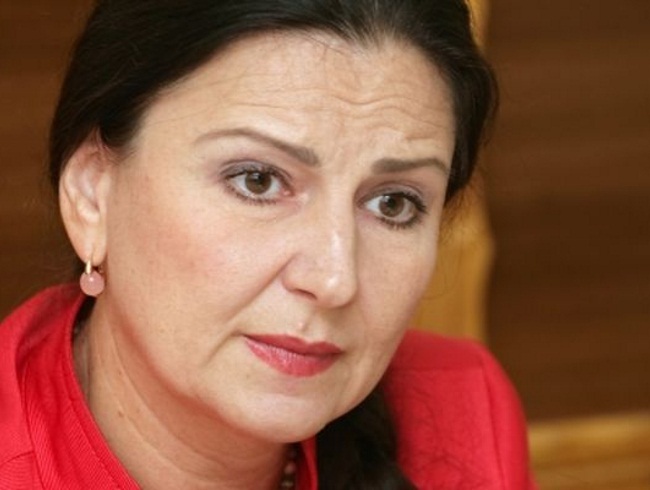 Нынешняя власть является переходной от постсоветской